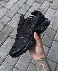 Tênis Nike TN Preto
